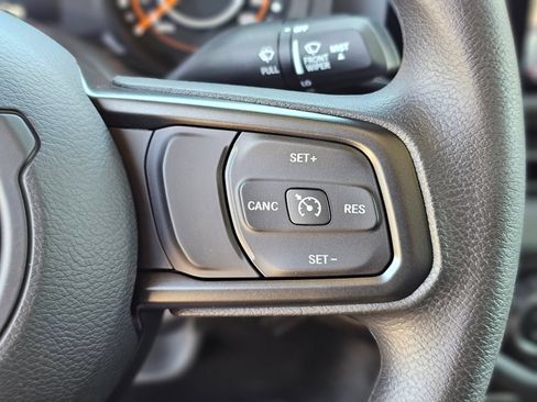 New 2026 Jeep Gladiator Sport AWD/4WD image 17
