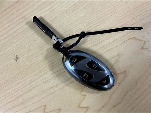 Used 2025 Hyundai Kona SEL image 35