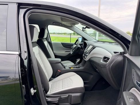 Certified 2023 Chevrolet Equinox LT FWD image 11