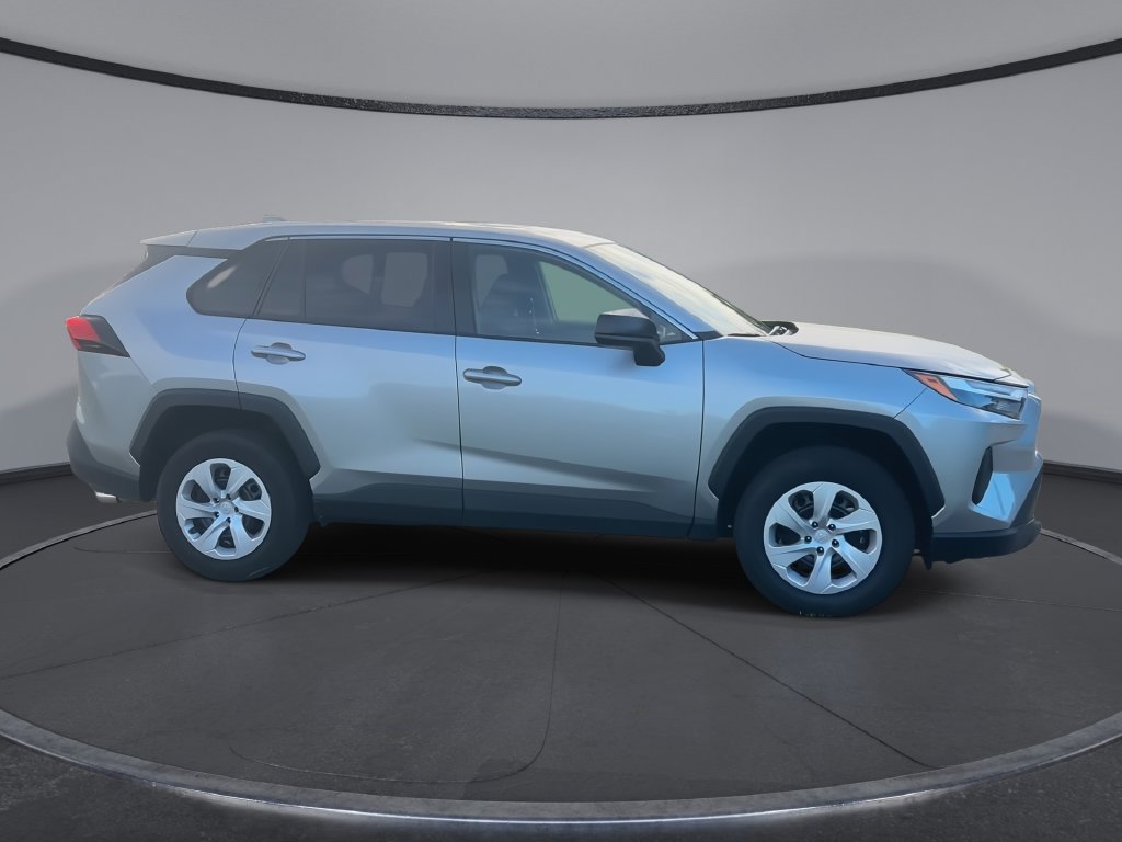 Used 2025 Toyota RAV4 LE FWD image 3