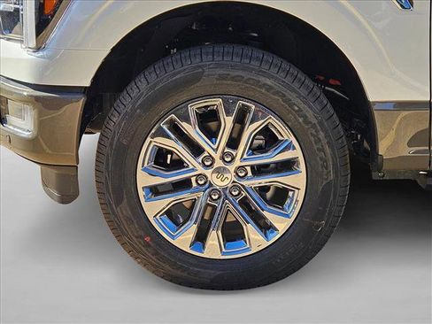 New 2025 Ford F150 King Ranch w/ FX4 Off-Road Package image 10