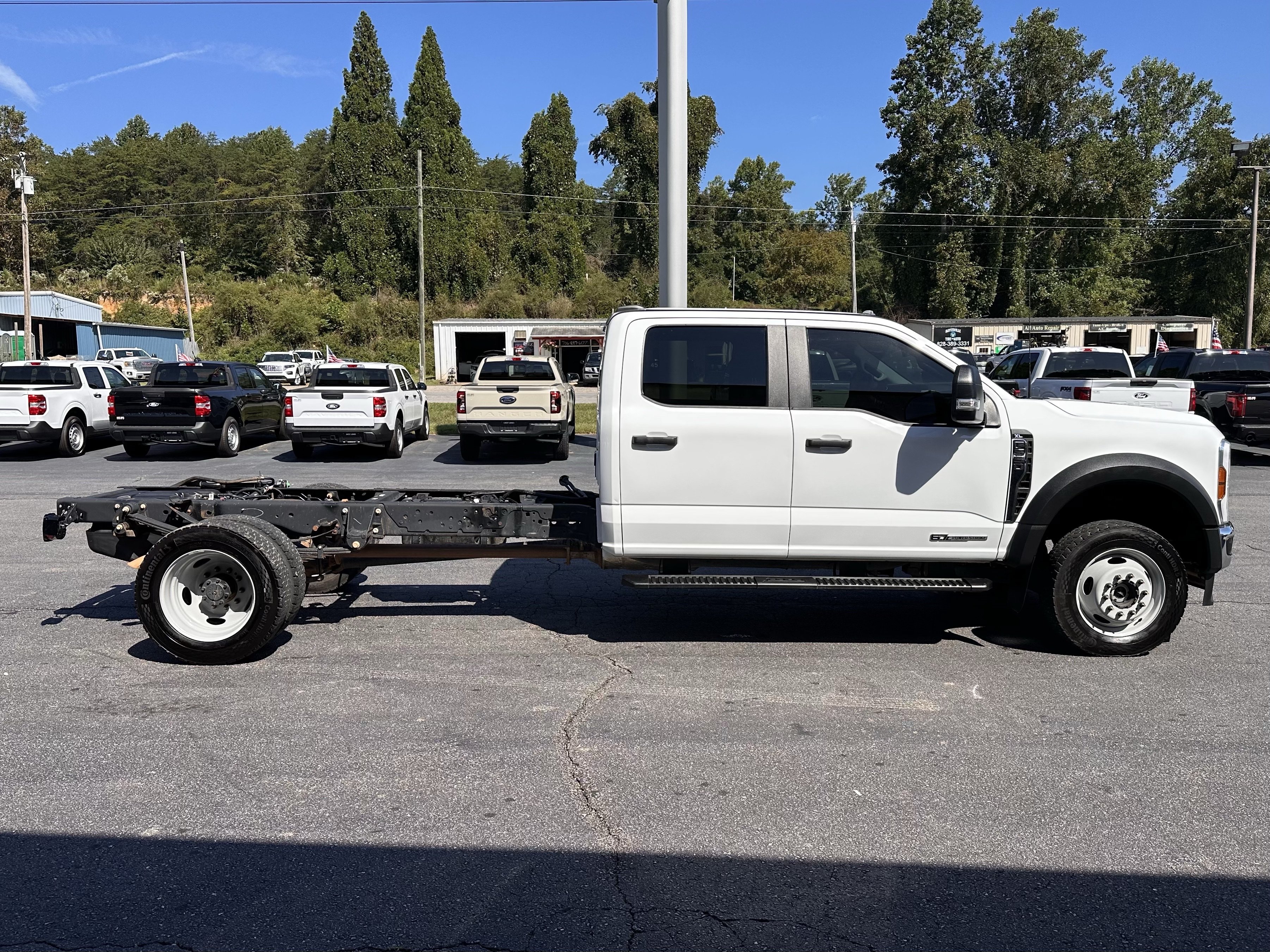 Used 2024 Ford F550 4x4 Crew Cab Super Duty image 5