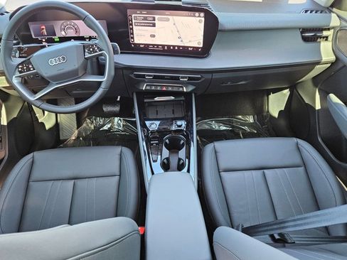 New 2026 Audi Q3 quattro 2.0T AWD/4WD image 15