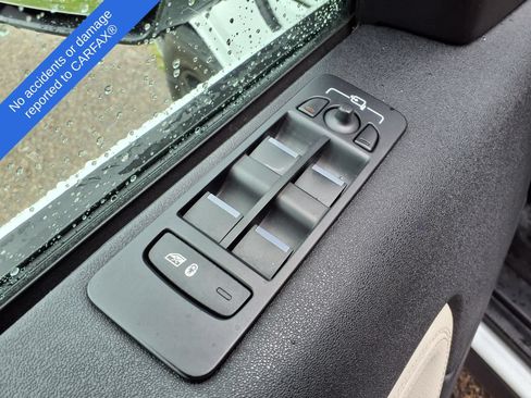 Used 2020 Land Rover Discovery Sport S R-Dynamic AWD/4WD image 18