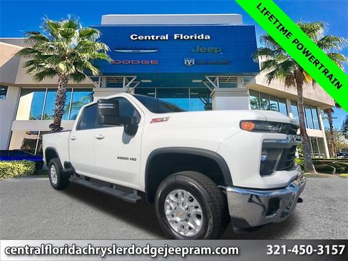 Used 2024 Chevrolet Silverado 2500 LT image 1