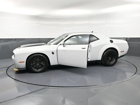 Used 2023 Dodge Challenger SRT Hellcat Redeye RWD image 38