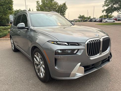 Used 2023 BMW X7 xDrive40i w/ Premium Package AWD/4WD image 7