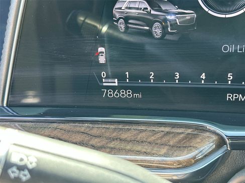 Used 2021 Cadillac Escalade Premium Luxury Platinum AWD/4WD image 20