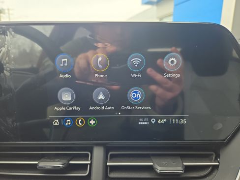 Certified 2024 Chevrolet Trax RS w/ Driver Confidence Package image 19