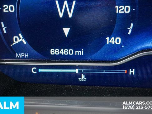 Used 2024 Chevrolet Suburban LT RWD image 62