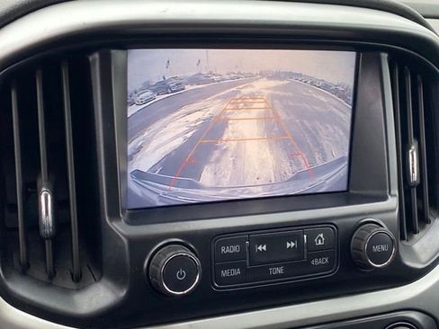 Used 2016 Chevrolet Colorado LT w/ LT Convenience Package image 11