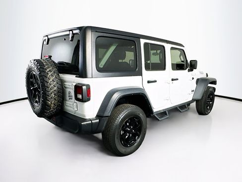 Used 2023 Jeep Wrangler Unlimited w/ Convenience Group AWD/4WD image 9