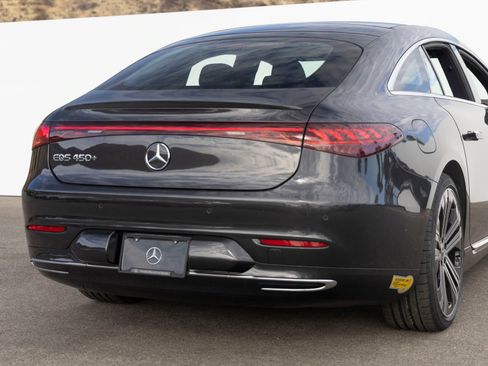 Used 2022 Mercedes-Benz EQS 450+ Sedan image 11