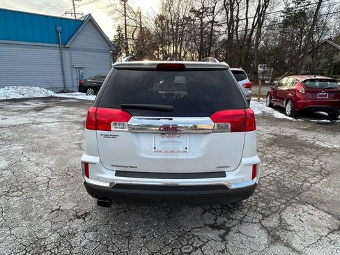 Used 2017 GMC Terrain SLT w/ Open Road Package image 11
