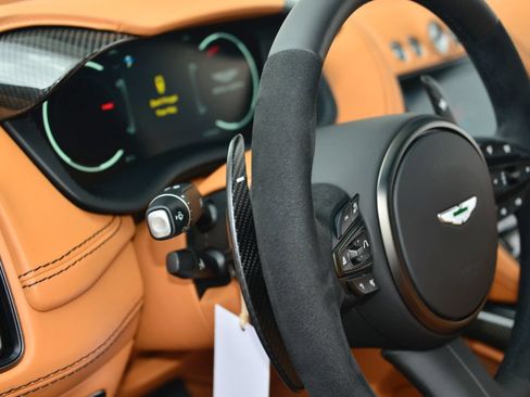 Used 2023 Aston Martin DBX 707 AWD/4WD image 23