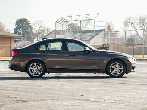 Used 2013 BMW 328i xDrive Sedan image 4