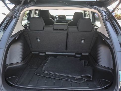 Used 2024 Honda HR-V LX image 37