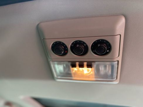 Used 2015 Land Rover LR4 HSE LUX image 27