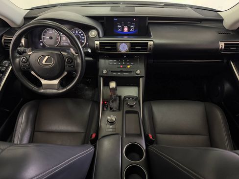 Used 2015 Lexus IS 250 image 2
