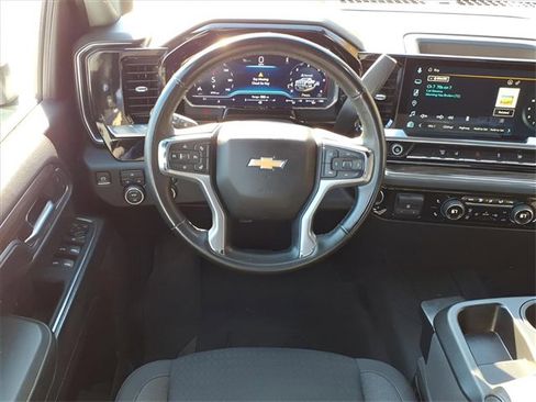 Used 2025 Chevrolet Silverado 3500 LT w/ Convenience Package image 14