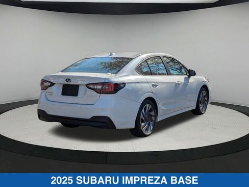 Certified 2025 Subaru Impreza 2.0i image 4