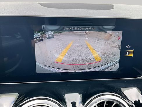 Used 2021 Mercedes-Benz GLA 250 image 19