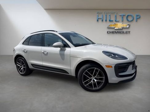 Used 2023 Porsche Macan AWD/4WD image 2