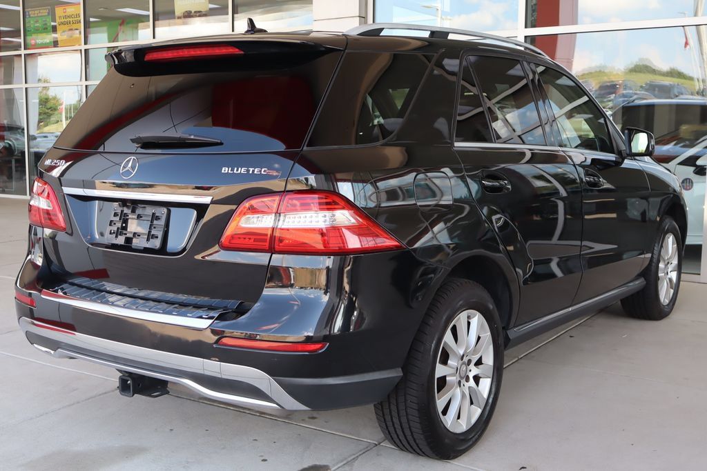Used 2015 Mercedes-Benz ML 250 BlueTEC 4MATIC image 10