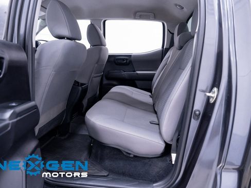 Used 2019 Toyota Tacoma SR image 35