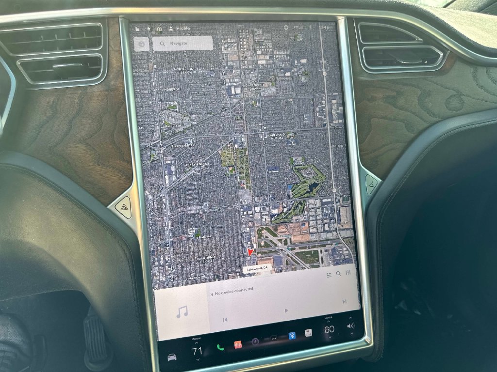Used 2017 Tesla Model X 90D AWD/4WD image 24