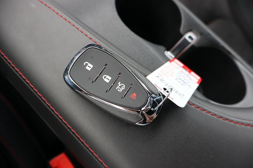 Used 2022 Chevrolet Camaro ZL1 RWD image 37