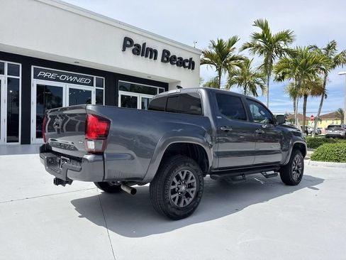 Used 2022 Toyota Tacoma SR5 RWD image 24