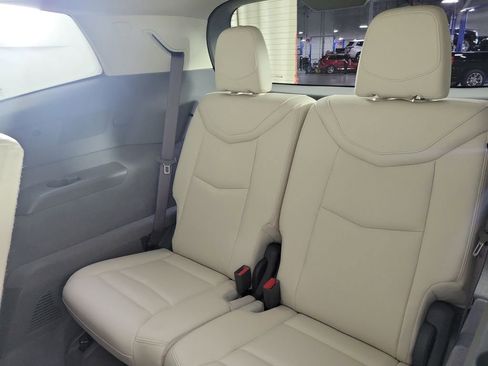 Certified 2023 Cadillac XT6 Premium Luxury w/ Technology Package AWD/4WD image 12