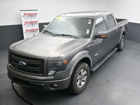Used 2014 Ford F150 FX4 w/ Equipment Group 402A Luxury AWD/4WD image 28