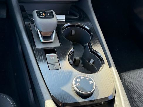 New 2026 Nissan Rogue SV AWD/4WD image 17