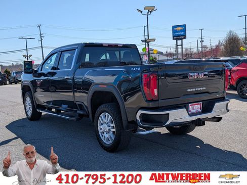 Used 2022 GMC Sierra 2500 SLT w/ SLT Convenience Package image 6