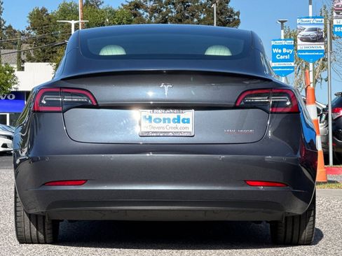 Used 2020 Tesla Model 3 Performance image 9