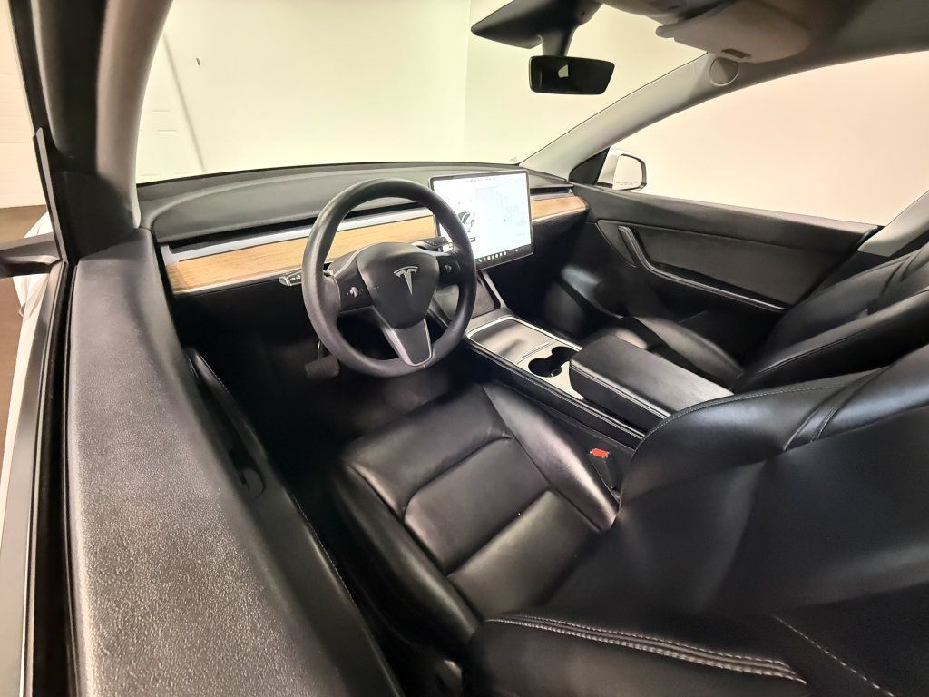 Used 2021 Tesla Model Y Long Range AWD/4WD image 57