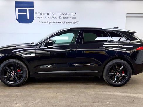 Used 2017 Jaguar F-PACE R-Sport image 6