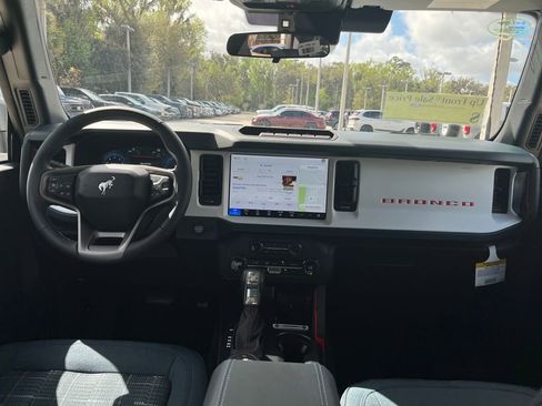 New 2026 Ford Bronco Heritage Edition image 7