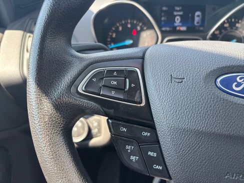 Used 2018 Ford Escape SE AWD/4WD image 15