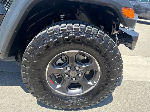 Used 2022 Jeep Gladiator Rubicon AWD/4WD image 10