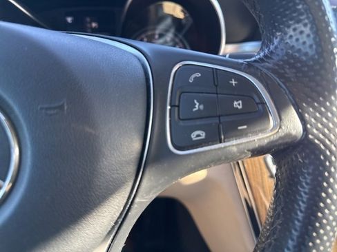 Used 2017 Mercedes-Benz C 300 4MATIC Sedan image 23