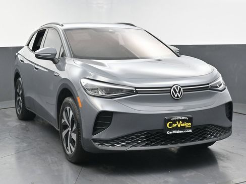 Used 2023 Volkswagen ID.4 Pro image 3