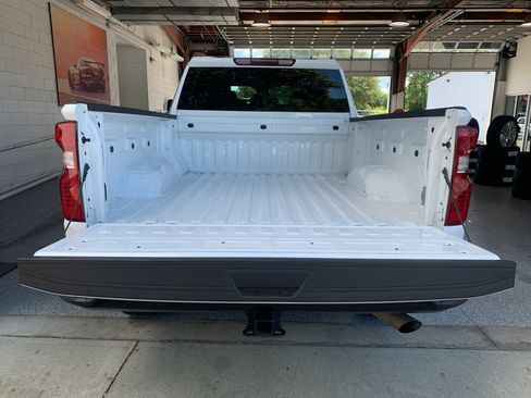 Used 2024 Chevrolet Silverado 2500 W/T w/ WT Convenience Package AWD/4WD image 8