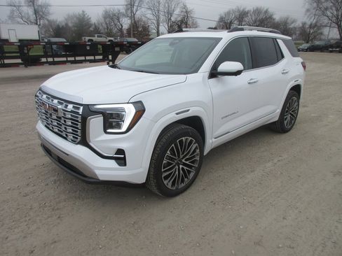 New 2026 GMC Terrain Denali image 9