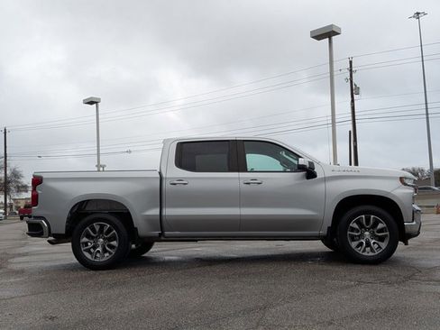 Used 2022 Chevrolet Silverado 1500 LT w/ Safety Package image 4