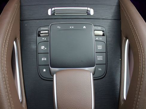 Used 2024 Mercedes-Benz GLS 450 4MATIC image 35