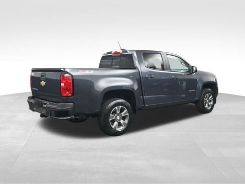 Used 2019 Chevrolet Colorado Z71 AWD/4WD image 5