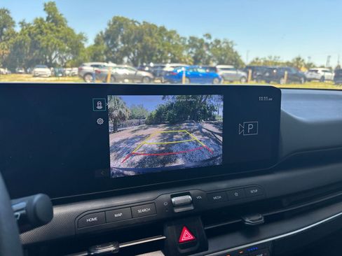 Used 2025 Kia K4 FWD image 25